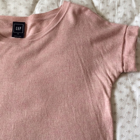 GAP Women’s Sweater Short Sleeve Shirt - Picture 4 of 5